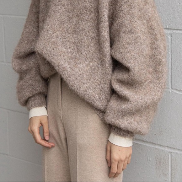 Oak + Fort Oversized Crewneck Sweater OS - Picture 2 of 7